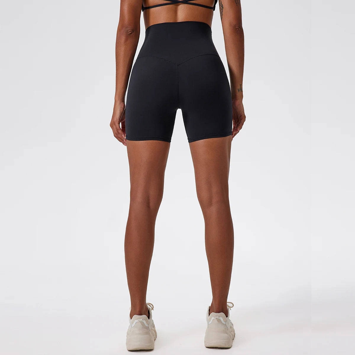 Veyra Lift™ Scrunch Shorts