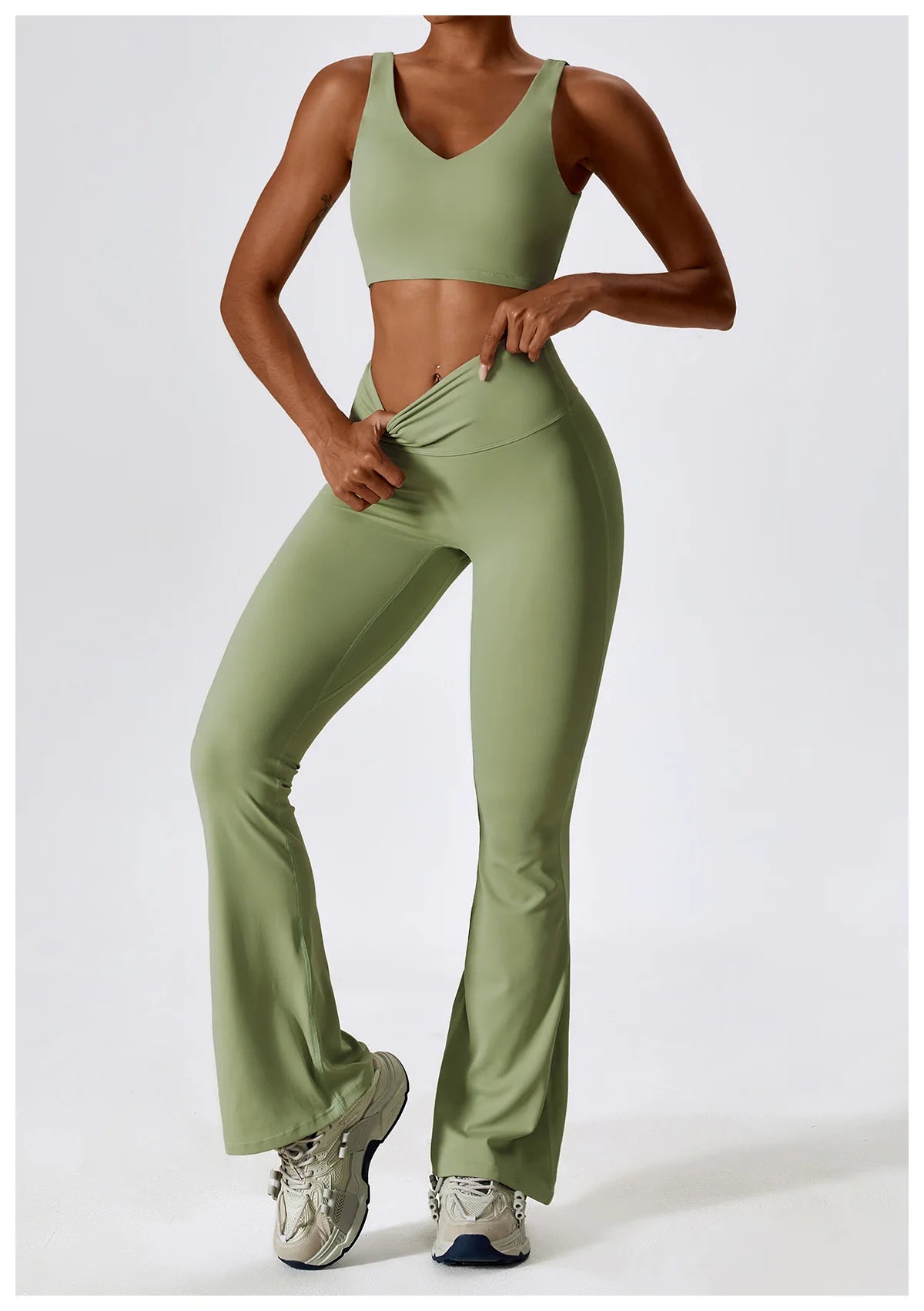 Veyra Active™ SculptFlex 2-Piece Yoga Set | Long Sleeve Crop Top & High-Waist Seamless Leggings