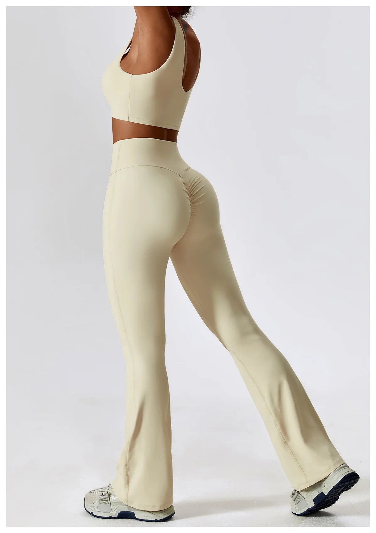Veyra Active™ SculptFlex 2-Piece Yoga Set | Long Sleeve Crop Top & High-Waist Seamless Leggings