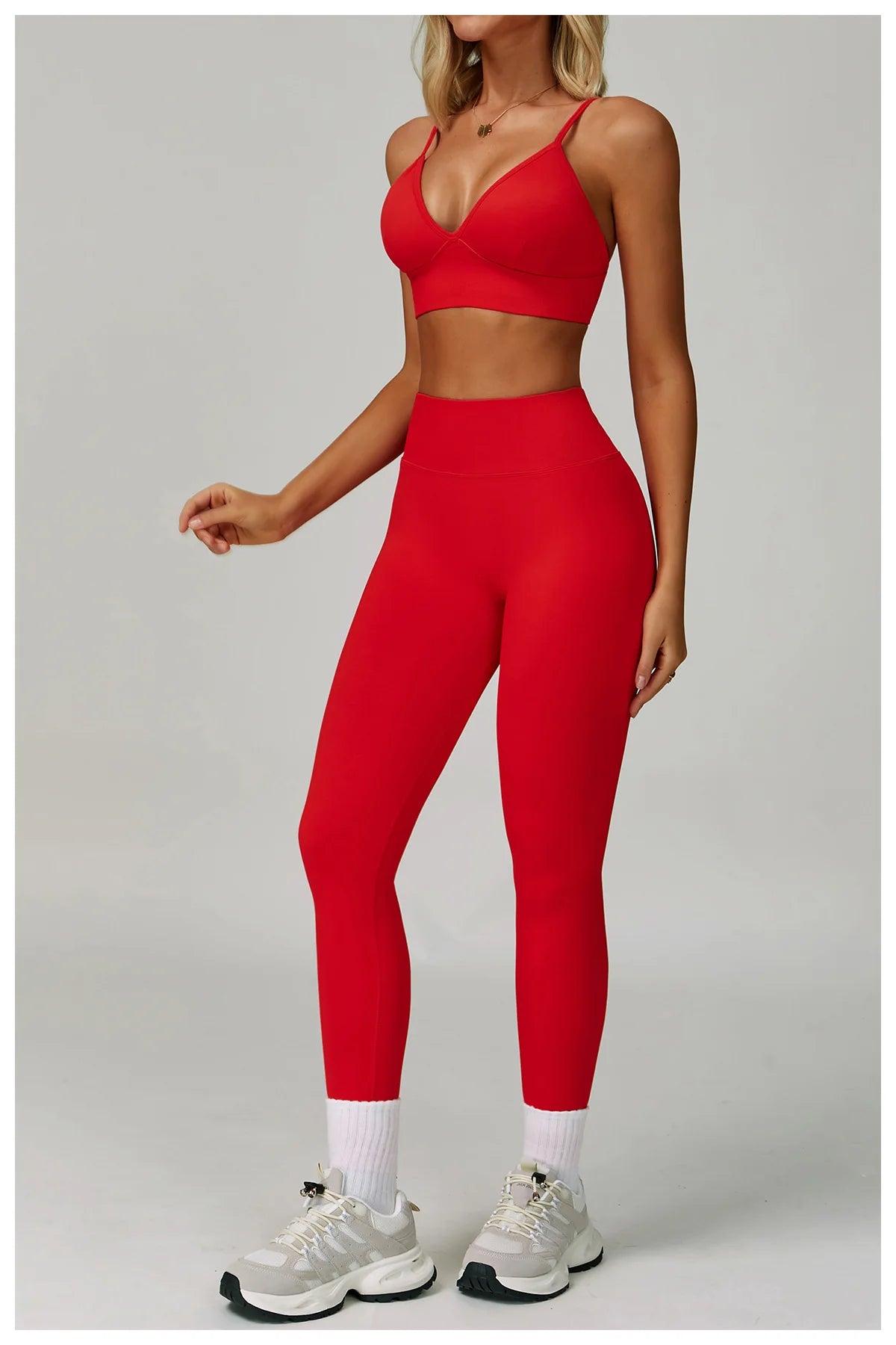 Veyra Active™ SculptFlex 3-Piece Yoga Set | Long Sleeve Crop Top, Sports Bra & High-Waist Leggings