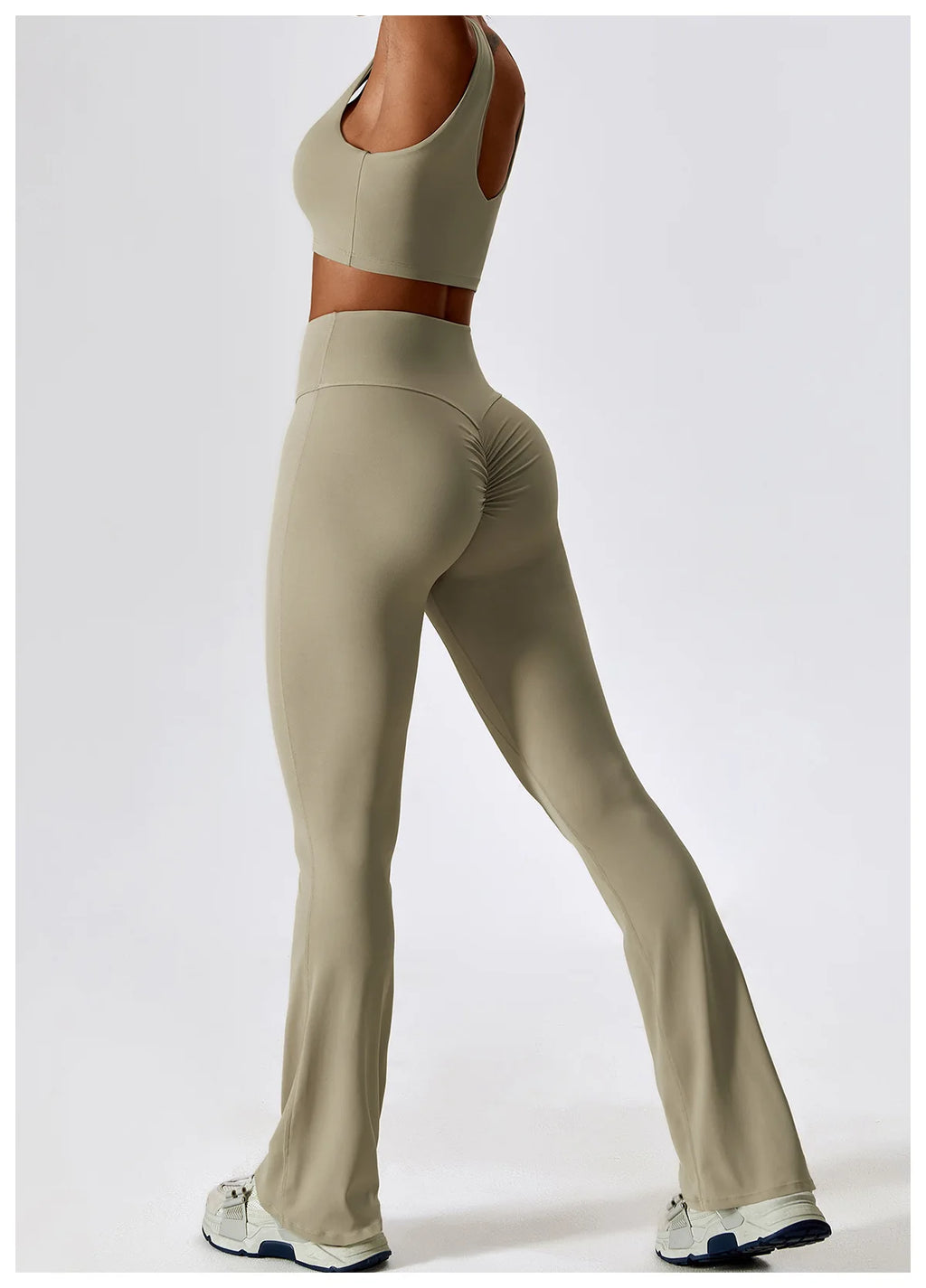 Veyra Active™ SculptFlex 2-Piece Yoga Set | Long Sleeve Crop Top & High-Waist Seamless Leggings
