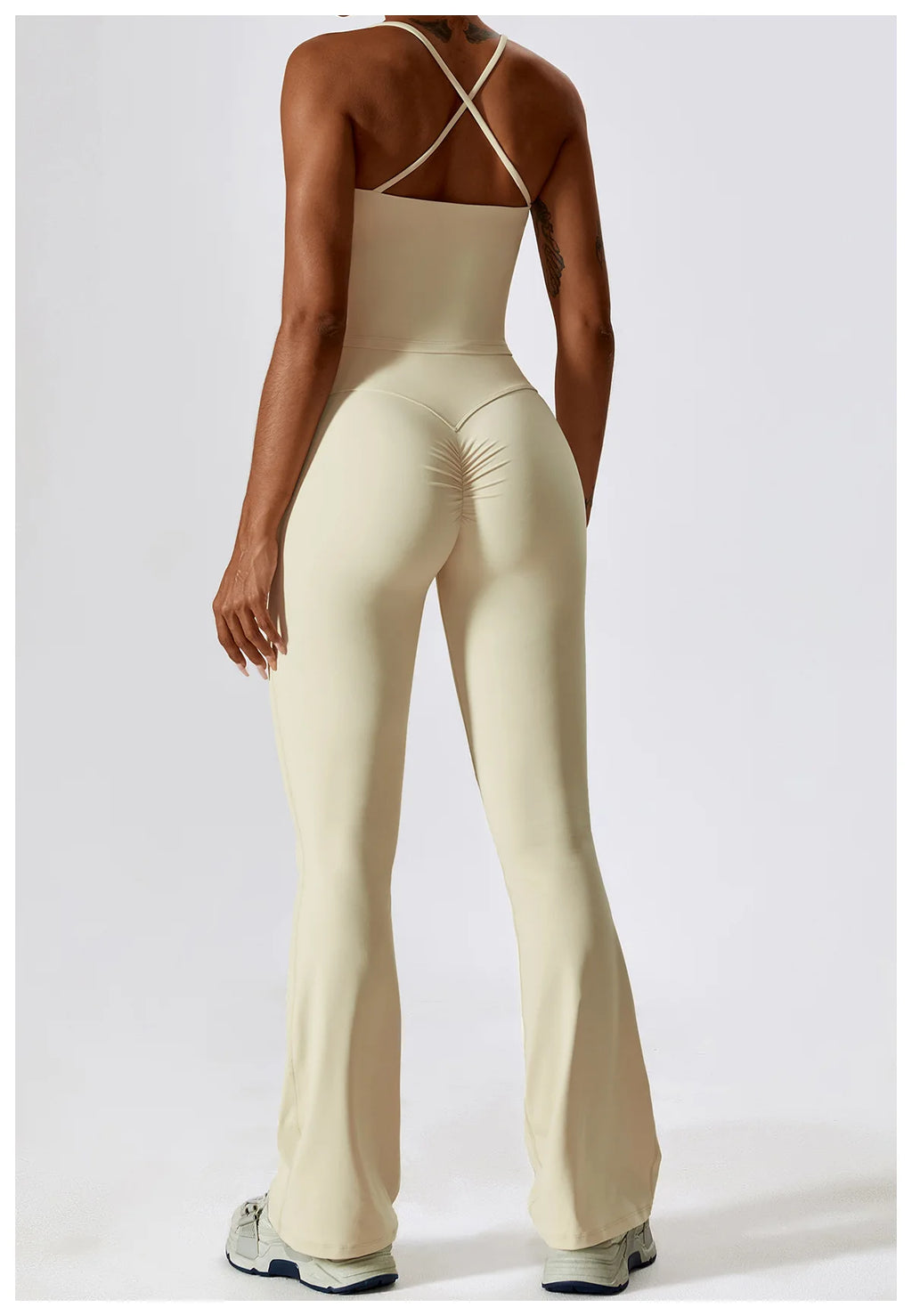 Veyra Active™ SculptFlex 2-Piece Yoga Set | Long Sleeve Crop Top & High-Waist Seamless Leggings