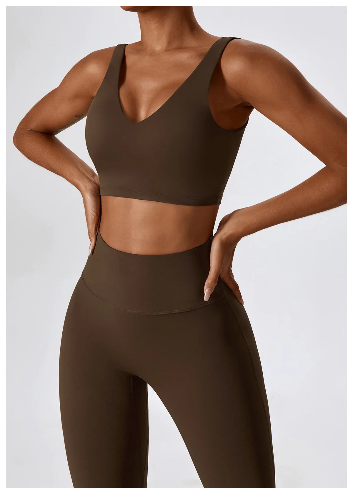 Veyra Active™ SculptFlex 2-Piece Yoga Set | Long Sleeve Crop Top & High-Waist Seamless Leggings