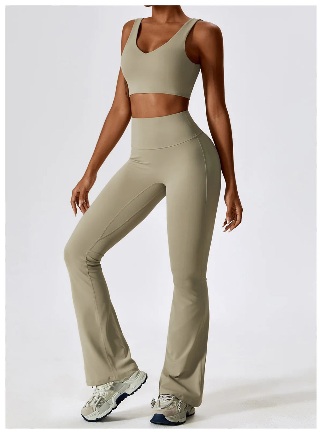 Veyra Active™ SculptFlex 2-Piece Yoga Set | Long Sleeve Crop Top & High-Waist Seamless Leggings