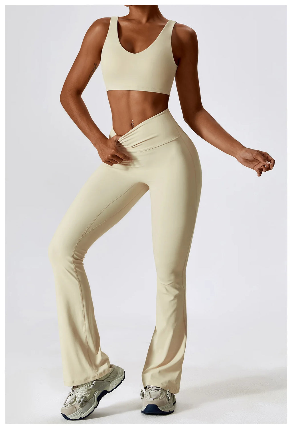 Veyra Active™ SculptFlex 2-Piece Yoga Set | Long Sleeve Crop Top & High-Waist Seamless Leggings