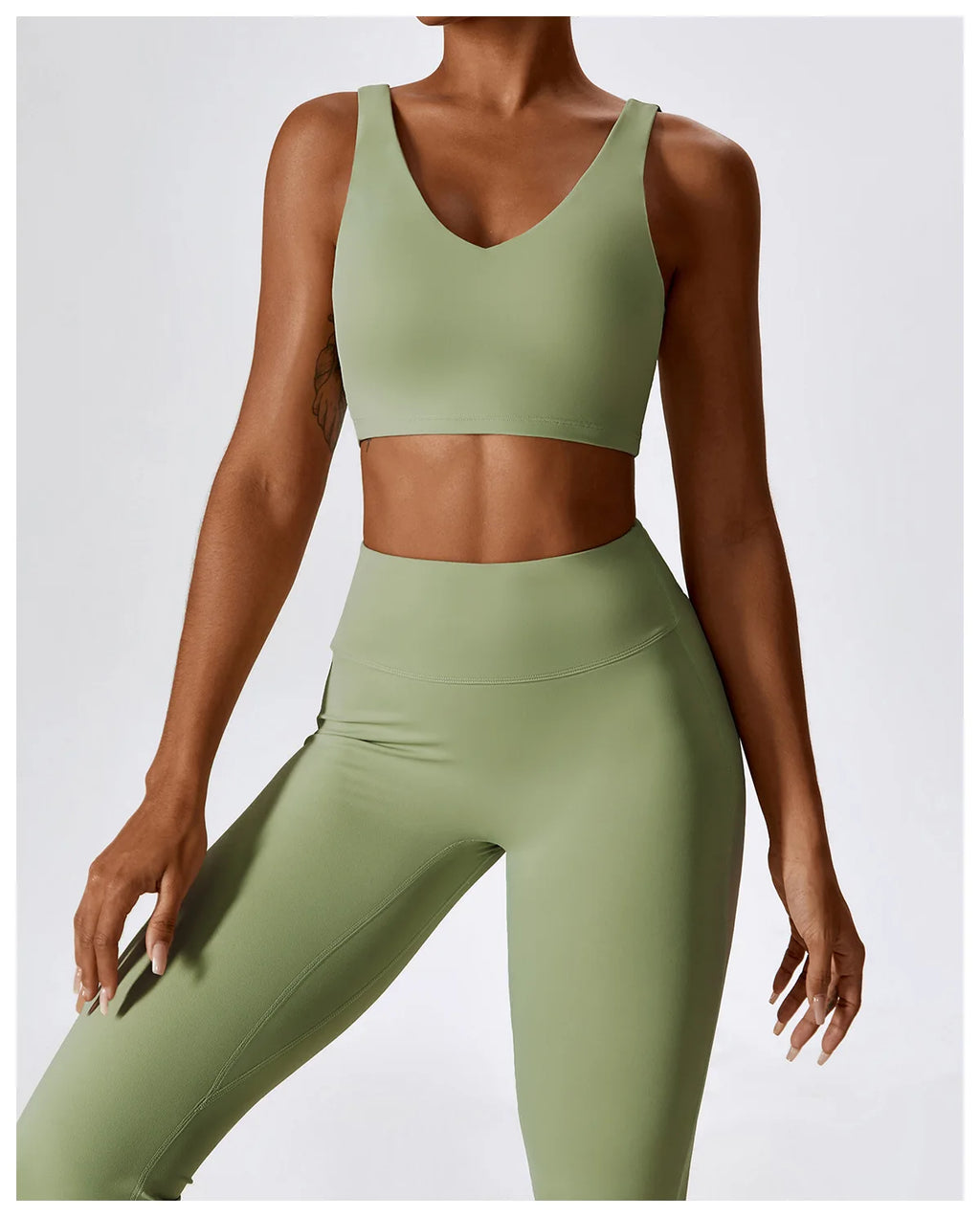 Veyra Active™ SculptFlex 2-Piece Yoga Set | Long Sleeve Crop Top & High-Waist Seamless Leggings