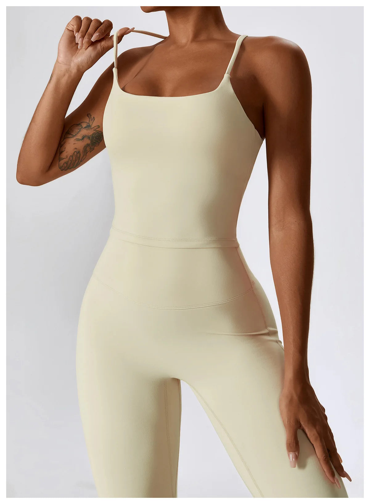 Veyra Active™ SculptFlex 2-Piece Yoga Set | Long Sleeve Crop Top & High-Waist Seamless Leggings