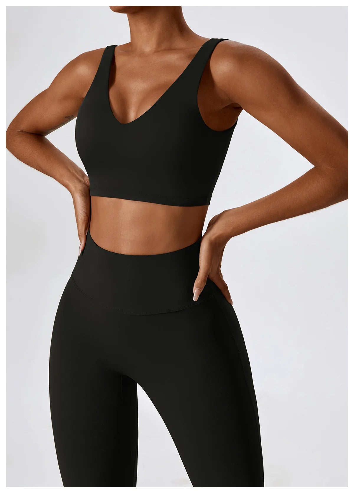 Veyra Active™ SculptFlex 2-Piece Yoga Set | Long Sleeve Crop Top & High-Waist Seamless Leggings