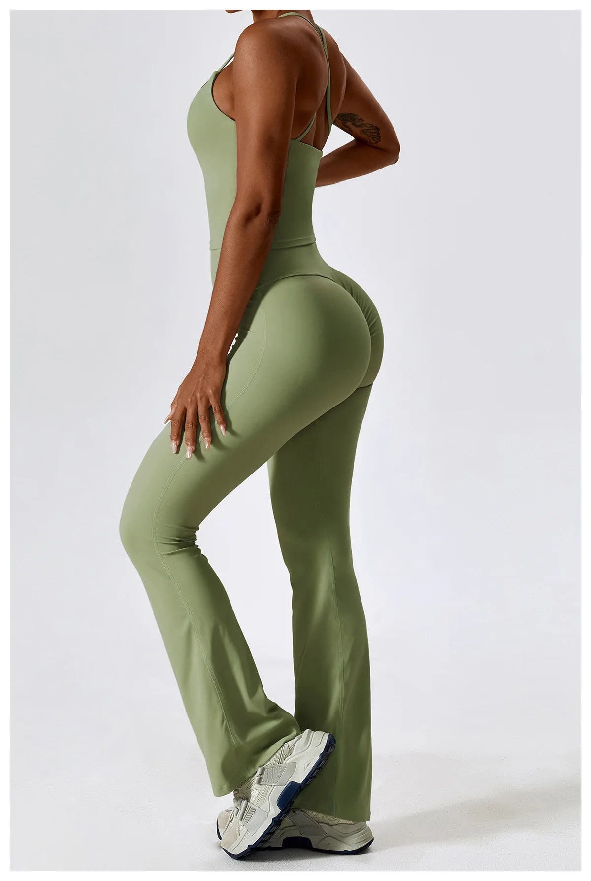 Veyra Active™ SculptFlex 2-Piece Yoga Set | Long Sleeve Crop Top & High-Waist Seamless Leggings