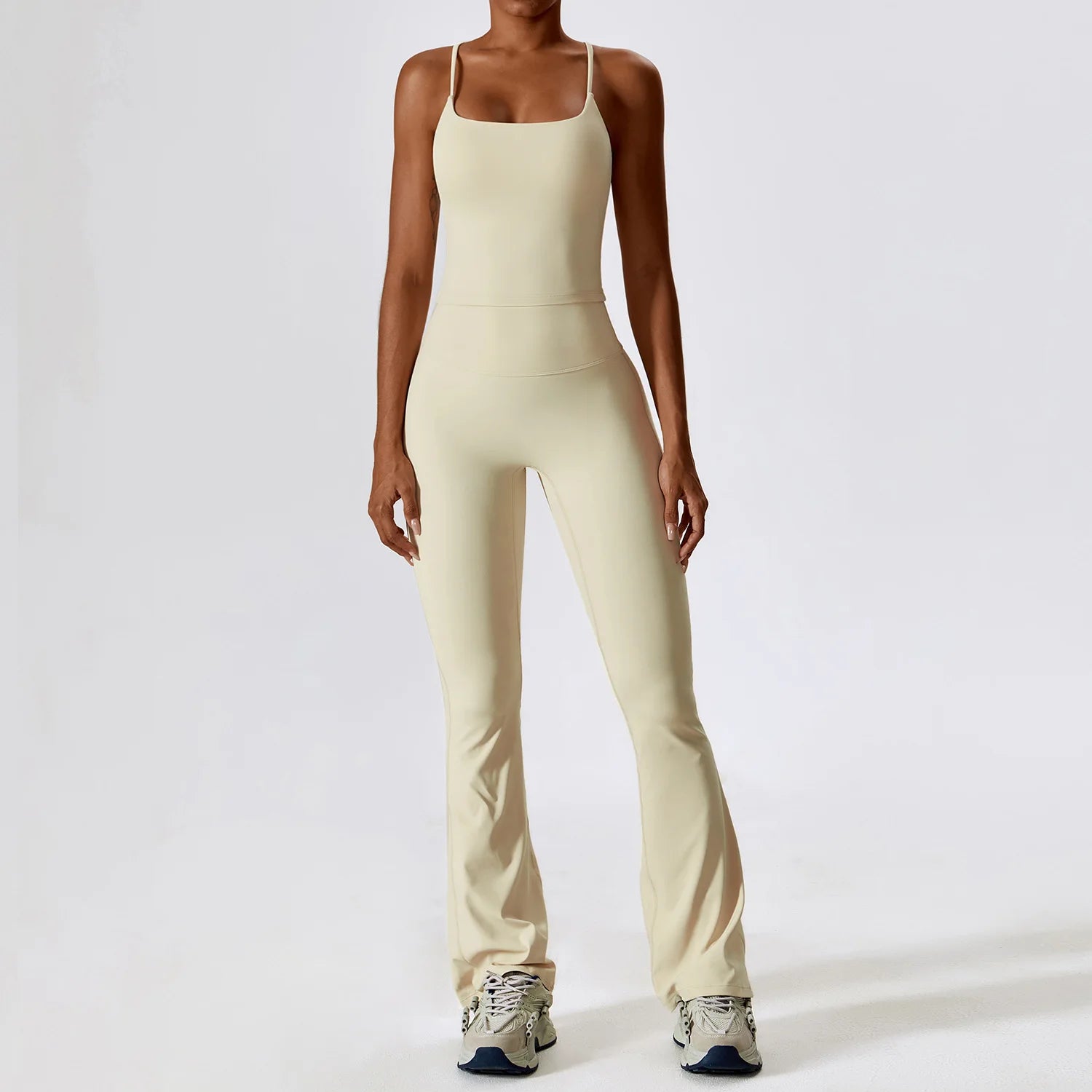 Veyra Active™ SculptFlex 2-Piece Yoga Set | Long Sleeve Crop Top & High-Waist Seamless Leggings