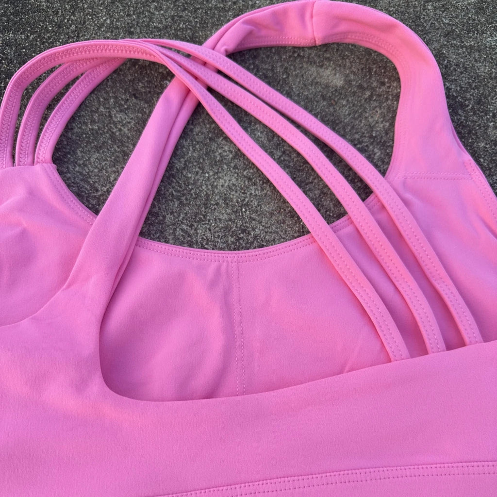 Veyra Flex™ Women's Cross-Back Sports Bra