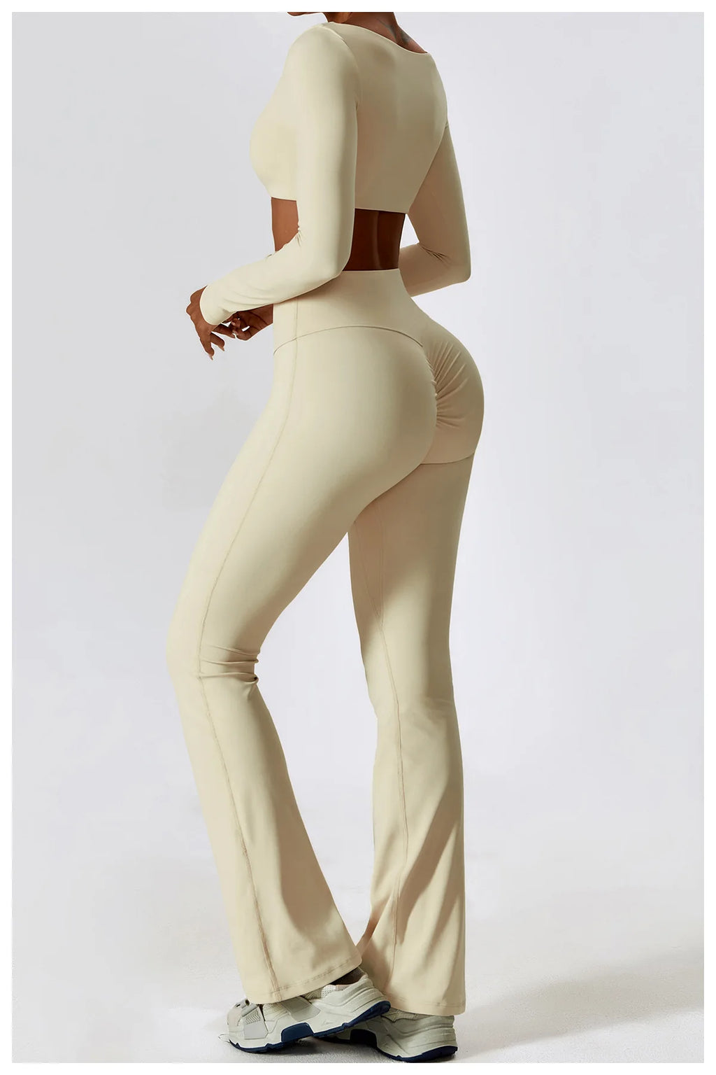 Veyra Active™ SculptFlex 2-Piece Yoga Set | Long Sleeve Crop Top & High-Waist Seamless Leggings