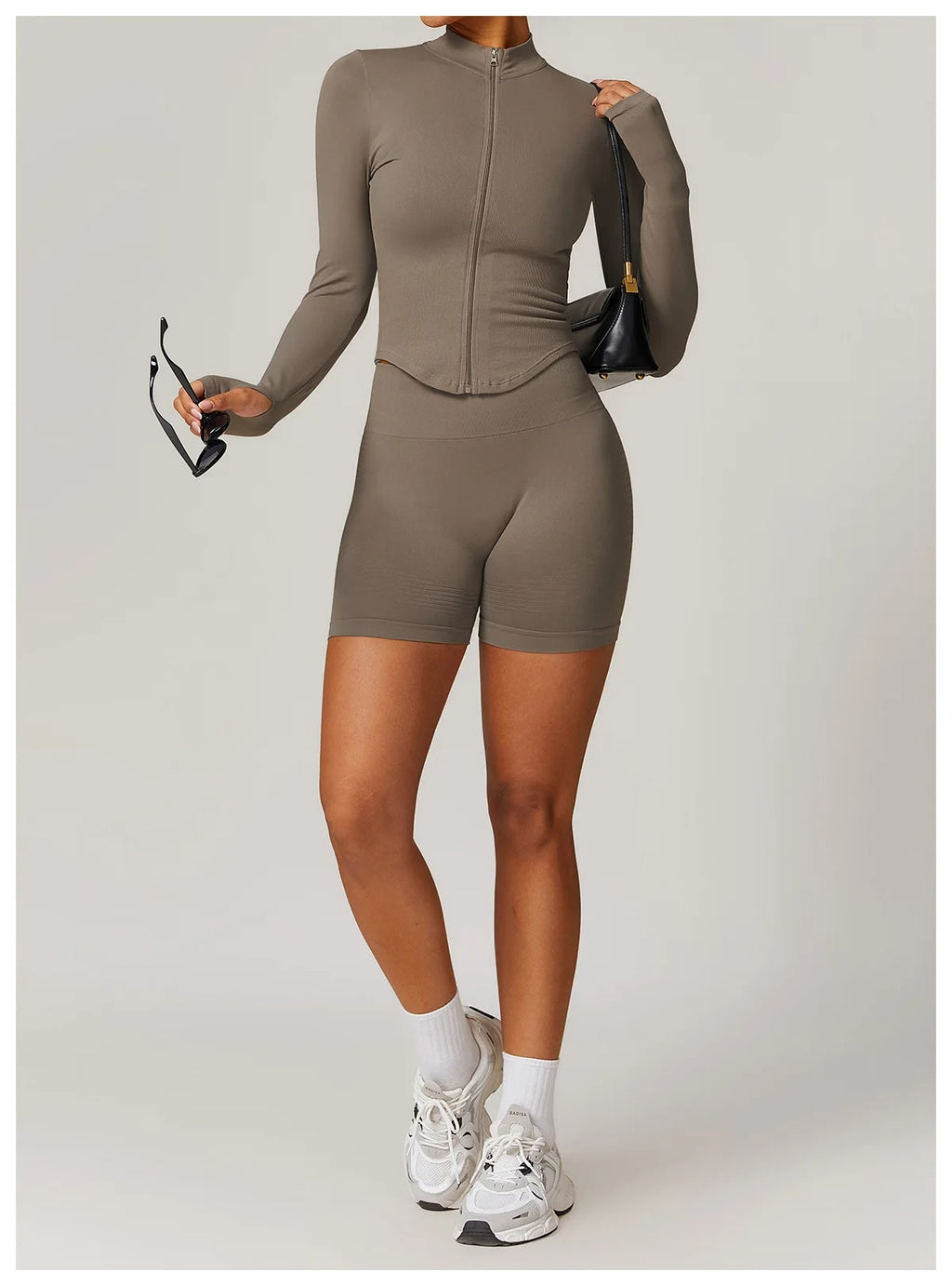 Veyra Active™ Luxe Cropped Zipper Jacket | Slim-Fit Long-Sleeve Yoga & Running Top