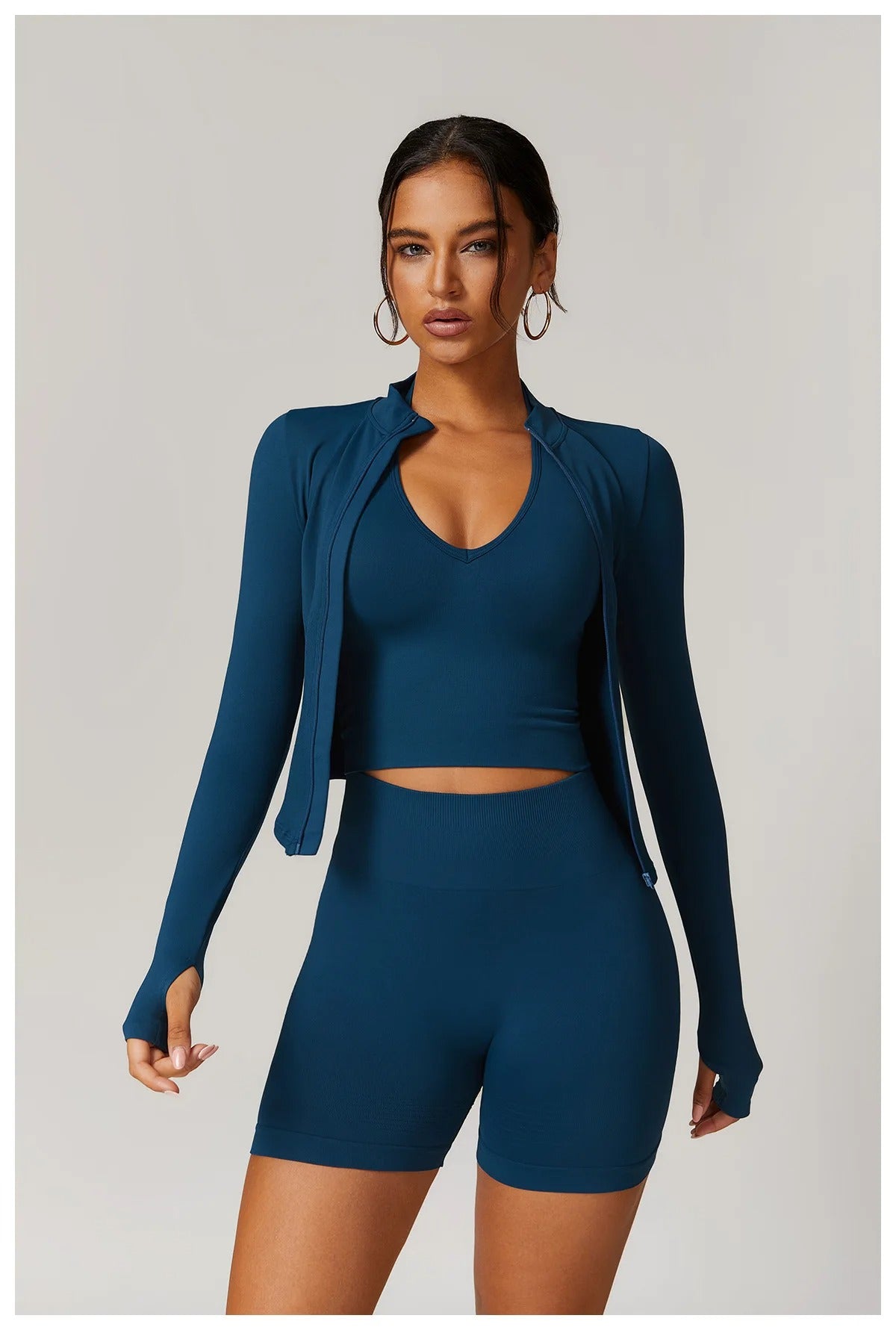 Veyra Active™ Luxe Cropped Zipper Jacket | Slim-Fit Long-Sleeve Yoga & Running Top